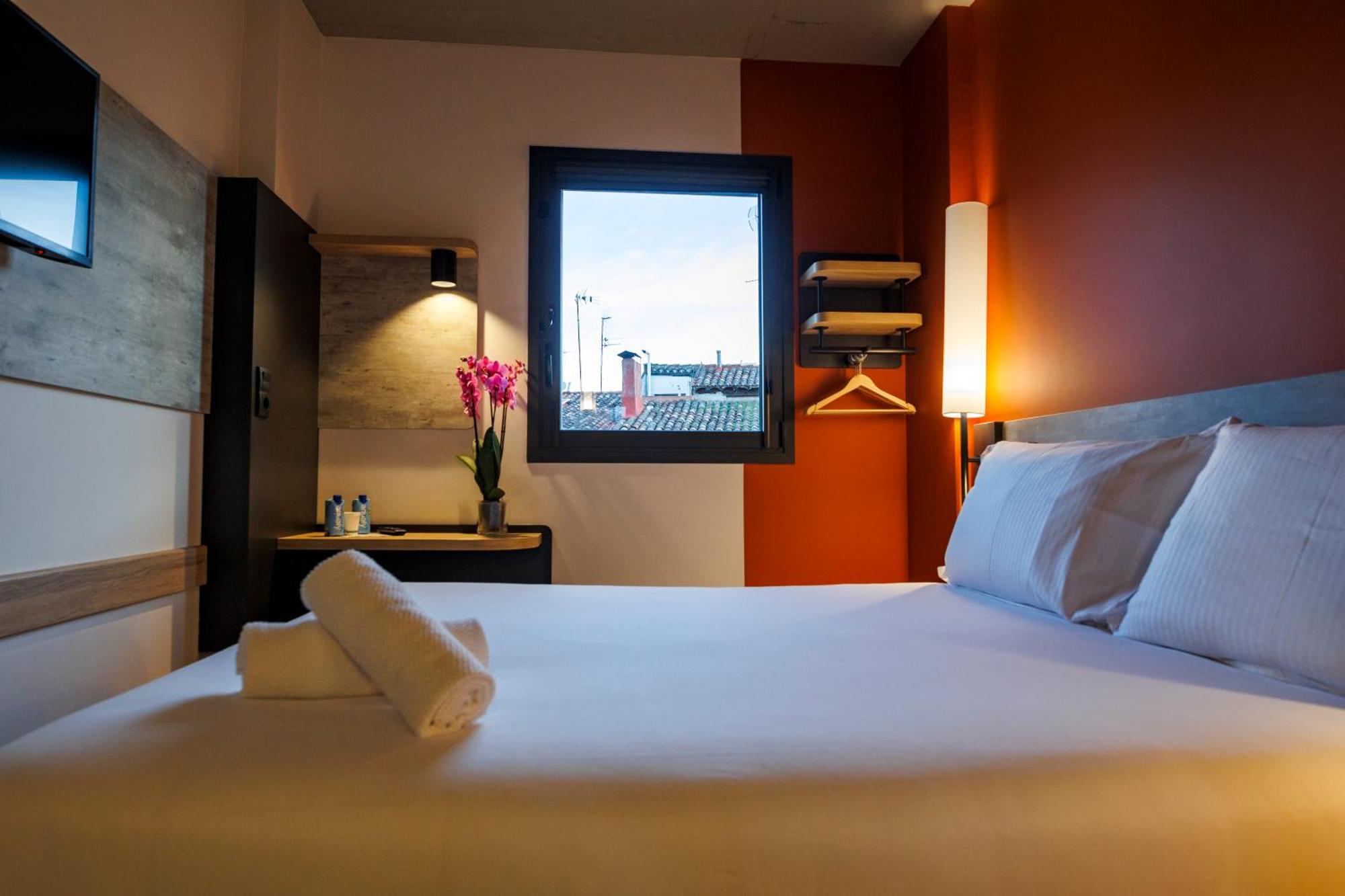 Ibis Budget Logrono Centro Hotel Kültér fotó