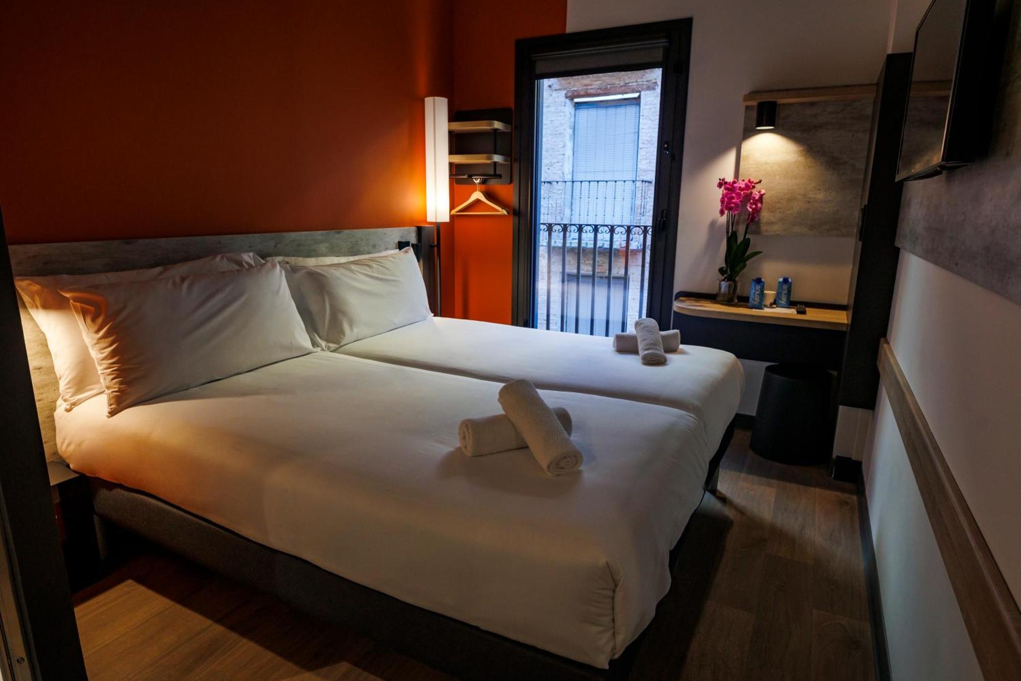 Ibis Budget Logrono Centro Hotel Kültér fotó